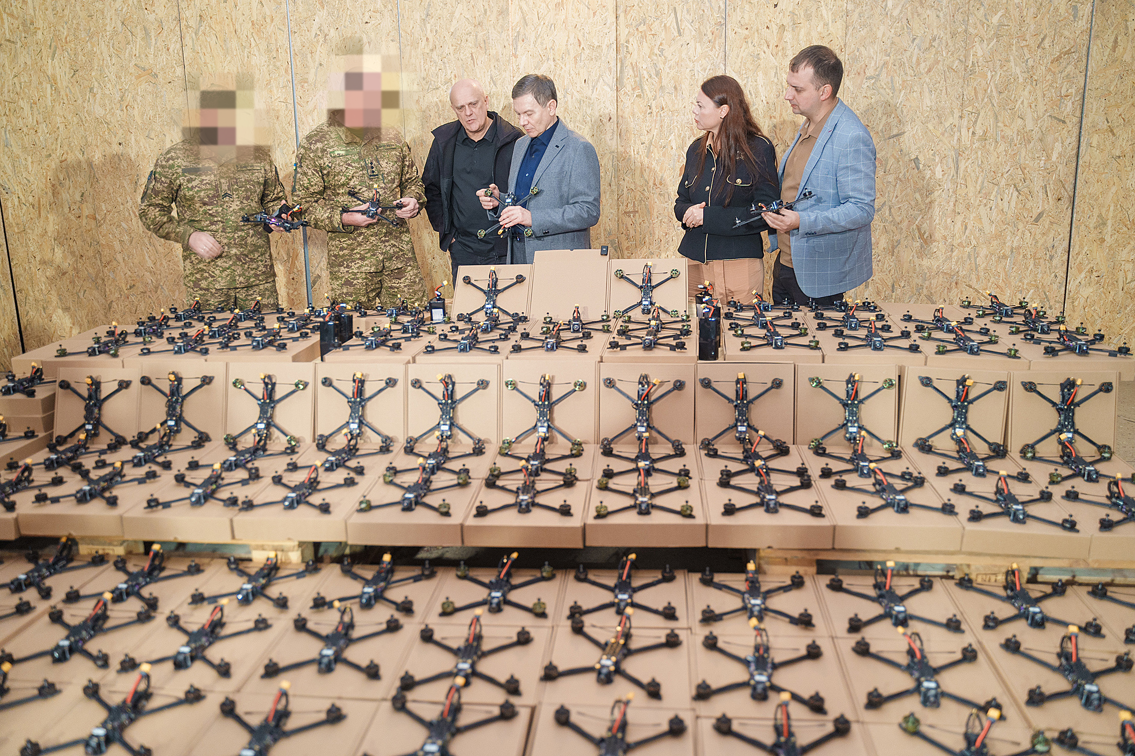 Вінницька громада передала ще 200 FPV-дронів покращеної модифікації нацгвардійцям «Червоної Калини»